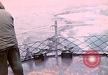 Standbild Öl Minderung Experiment Newport Rhode Island USA, 1970, aus Sekunde 36 historischem Filmmaterial Videoclip 65675068271