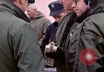 Standbild Öl Minderung Experiment Newport Rhode Island USA, 1970, aus Sekunde 55 historischem Filmmaterial Videoclip 65675068271