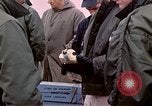 Standbild Öl Minderung Experiment Newport Rhode Island USA, 1970, aus Sekunde 56 historischem Filmmaterial Videoclip 65675068271