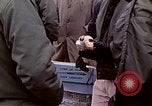 Standbild Öl Minderung Experiment Newport Rhode Island USA, 1970, aus Sekunde 57 historischem Filmmaterial Videoclip 65675068271