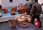 Standbild Öl Minderung Experiment Newport Rhode Island USA, 1970, aus Sekunde 61 historischem Filmmaterial Videoclip 65675068271
