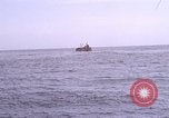 Immagine di Olio esperimento di abbattimento Newport Rhode Island USA, 1970, secondo 7 filmato di repertorio 65675068272