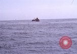 Immagine di Olio esperimento di abbattimento Newport Rhode Island USA, 1970, secondo 16 filmato di repertorio 65675068272