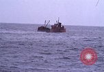 Immagine di Olio esperimento di abbattimento Newport Rhode Island USA, 1970, secondo 30 filmato di repertorio 65675068272