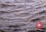 Immagine di Olio esperimento di abbattimento Newport Rhode Island USA, 1970, secondo 42 filmato di repertorio 65675068272