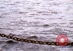 Immagine di Olio esperimento di abbattimento Newport Rhode Island USA, 1970, secondo 48 filmato di repertorio 65675068272