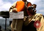 Standbild Monitor Flamme Boot South China Sea, 1968, aus Sekunde 8 historischem Filmmaterial Videoclip 65675068273