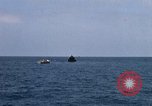 Standbild Monitor Flamme Boot South China Sea, 1968, aus Sekunde 11 historischem Filmmaterial Videoclip 65675068273