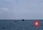 Standbild Monitor Flamme Boot South China Sea, 1968, aus Sekunde 17 historischem Filmmaterial Videoclip 65675068273
