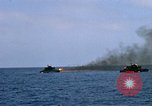 Standbild Monitor Flamme Boot South China Sea, 1968, aus Sekunde 55 historischem Filmmaterial Videoclip 65675068273