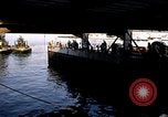 Standbild Monitor Flamme Boot South China Sea, 1968, aus Sekunde 10 historischem Filmmaterial Videoclip 65675068274