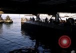 Standbild Monitor Flamme Boot South China Sea, 1968, aus Sekunde 13 historischem Filmmaterial Videoclip 65675068274