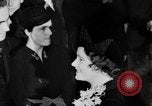 Standbild Königin Mutter London England Vereinigtes Königreich, 1937, aus Sekunde 20 historischem Filmmaterial Videoclip 65675068284