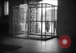 Immagine di Funzionari discutere La Cecoslovacchia, 1938, secondo 24 filmato di repertorio 65675068292