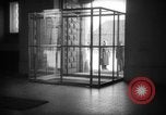 Immagine di Funzionari discutere La Cecoslovacchia, 1938, secondo 27 filmato di repertorio 65675068292