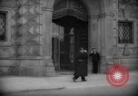 Immagine di Funzionari discutere La Cecoslovacchia, 1938, secondo 58 filmato di repertorio 65675068292
