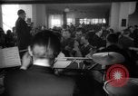 Immagine di Raffinato ristorante di Praga Praga Cecoslovacchia, 1938, secondo 5 filmato di repertorio 65675068294