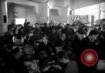 Immagine di Raffinato ristorante di Praga Praga Cecoslovacchia, 1938, secondo 30 filmato di repertorio 65675068294