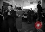 Immagine di Raffinato ristorante di Praga Praga Cecoslovacchia, 1938, secondo 48 filmato di repertorio 65675068294
