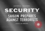 Immagine di Controlli di sicurezza Saigon Vietnam, 1967, secondo 19 filmato di repertorio 65675068299