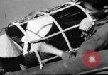Immagine di Controlli di sicurezza Saigon Vietnam, 1967, secondo 34 filmato di repertorio 65675068299