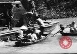 Immagine di Controlli di sicurezza Saigon Vietnam, 1967, secondo 35 filmato di repertorio 65675068299