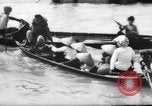 Immagine di Controlli di sicurezza Saigon Vietnam, 1967, secondo 37 filmato di repertorio 65675068299