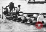 Immagine di Controlli di sicurezza Saigon Vietnam, 1967, secondo 38 filmato di repertorio 65675068299