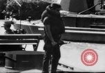Immagine di Controlli di sicurezza Saigon Vietnam, 1967, secondo 41 filmato di repertorio 65675068299