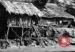 Immagine di Controlli di sicurezza Saigon Vietnam, 1967, secondo 49 filmato di repertorio 65675068299