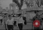 Immagine di Controlli di sicurezza Saigon Vietnam, 1967, secondo 53 filmato di repertorio 65675068299