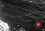 Image Bataille de Leyte Golfe Océan Pacifique, 1944, de la seconde 7 séquences d'archives historiques vidéo 65675068321