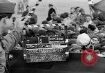 Image services religieux juif Dachau Allemagne, 1945, de la seconde 7 séquences d'archives historiques vidéo 65675068322