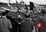 Image services religieux juif Dachau Allemagne, 1945, de la seconde 25 séquences d'archives historiques vidéo 65675068322