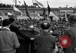 Image services religieux juif Dachau Allemagne, 1945, de la seconde 52 séquences d'archives historiques vidéo 65675068322
