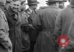 Image LES membres DU congrès AMÉRICAIN voient le camp de concentration de Buchenwald Weimar en Allemagne, 1945, de la seconde 13 séquences d'archives historiques vidéo 65675068326