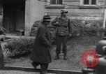 Image LES membres DU congrès AMÉRICAIN voient le camp de concentration de Buchenwald Weimar en Allemagne, 1945, de la seconde 45 séquences d'archives historiques vidéo 65675068326