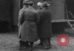 Image LES membres DU congrès AMÉRICAIN voient le camp de concentration de Buchenwald Weimar en Allemagne, 1945, de la seconde 62 séquences d'archives historiques vidéo 65675068326