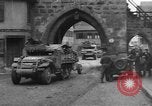 Standbild gepanzerten Spalten Dinkelsbühl Deutschland, 1945, aus Sekunde 38 historischem Filmmaterial Videoclip 65675068330