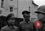 Standbild Kaplan Deggendorf Deutschland, 1945, aus Sekunde 44 historischem Filmmaterial Videoclip 65675068331