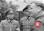 Standbild Kaplan Deggendorf Deutschland, 1945, aus Sekunde 46 historischem Filmmaterial Videoclip 65675068331
