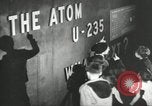 Standbild Struktur des Atoms zu den Kindern erklärt Kanada, 1948, aus Sekunde 15 historischem Filmmaterial Videoclip 65675068343