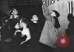 Standbild Struktur des Atoms zu den Kindern erklärt Kanada, 1948, aus Sekunde 16 historischem Filmmaterial Videoclip 65675068343