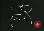 Standbild Struktur des Atoms zu den Kindern erklärt Kanada, 1948, aus Sekunde 41 historischem Filmmaterial Videoclip 65675068343