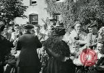 Image of Wounded and injured WWI American soldiers in England presented flowers United Kingdom, 1918, second 62 stock footage video 65675068358