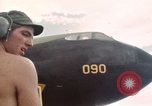 Standbild Crew von B-52D Flugzeuge Thailand, 1970, aus Sekunde 58 historischem Filmmaterial Videoclip 65675068365