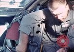 Image Équipage de B-52D aircraft en Thaïlande, 1970, de la seconde 3 séquences d'archives historiques vidéo 65675068366