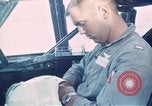 Image Équipage de B-52D aircraft en Thaïlande, 1970, de la seconde 27 séquences d'archives historiques vidéo 65675068366