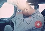 Image Équipage de B-52D aircraft en Thaïlande, 1970, de la seconde 29 séquences d'archives historiques vidéo 65675068366