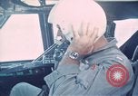Image Équipage de B-52D aircraft en Thaïlande, 1970, de la seconde 30 séquences d'archives historiques vidéo 65675068366